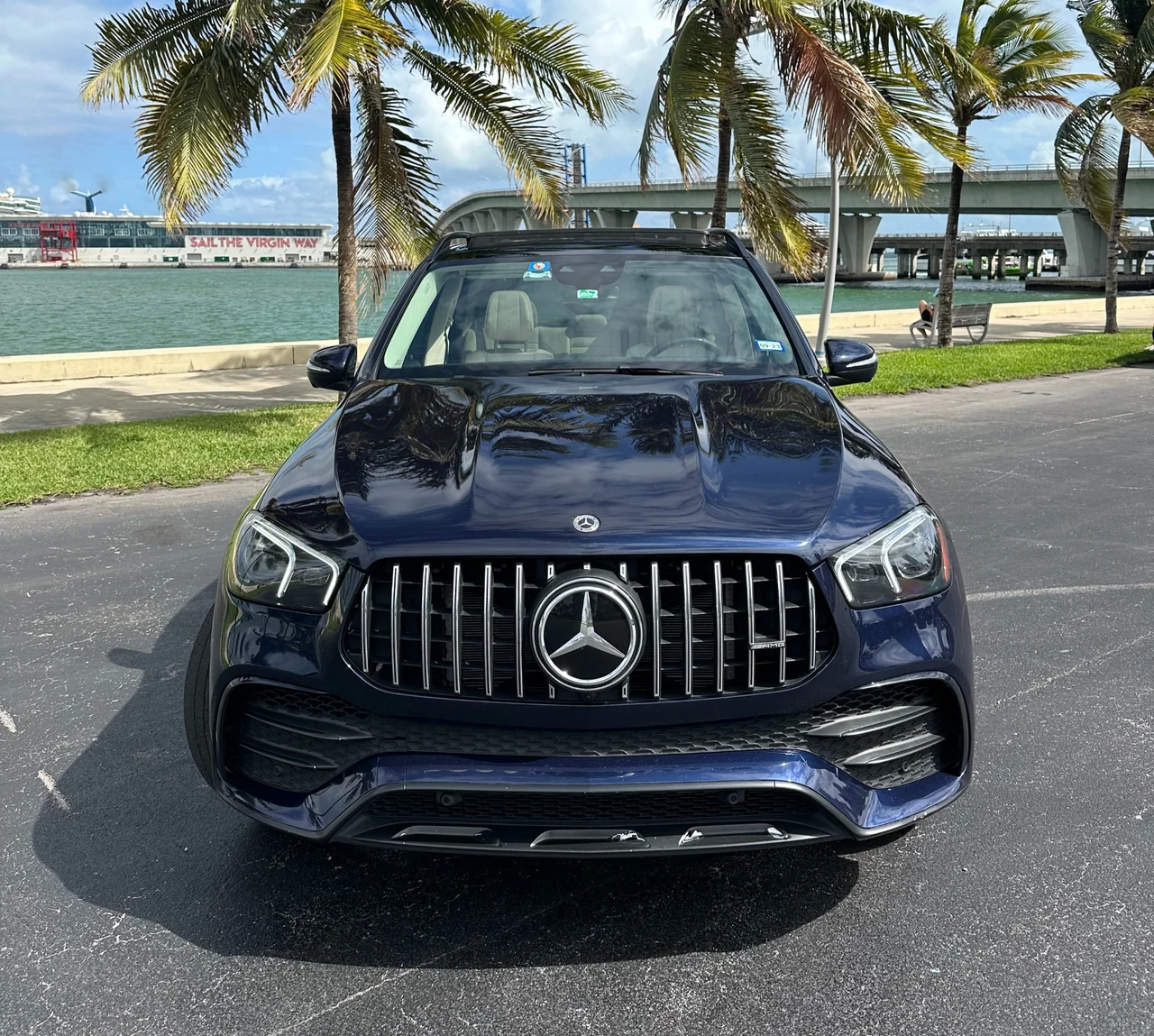 Mercedes AMG GLE53 reference photograph, view 2